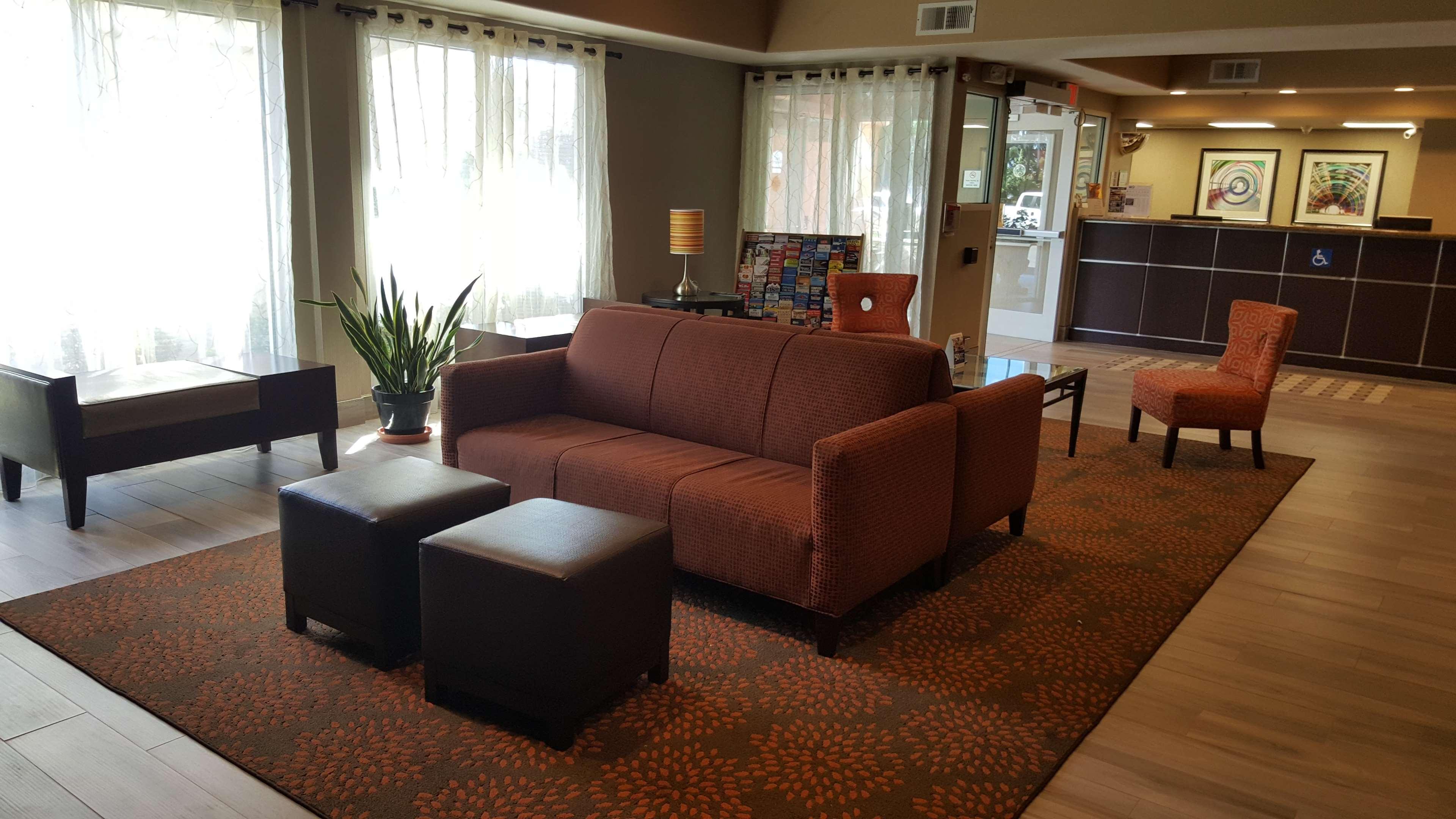 Western Airport & Hotel 3*