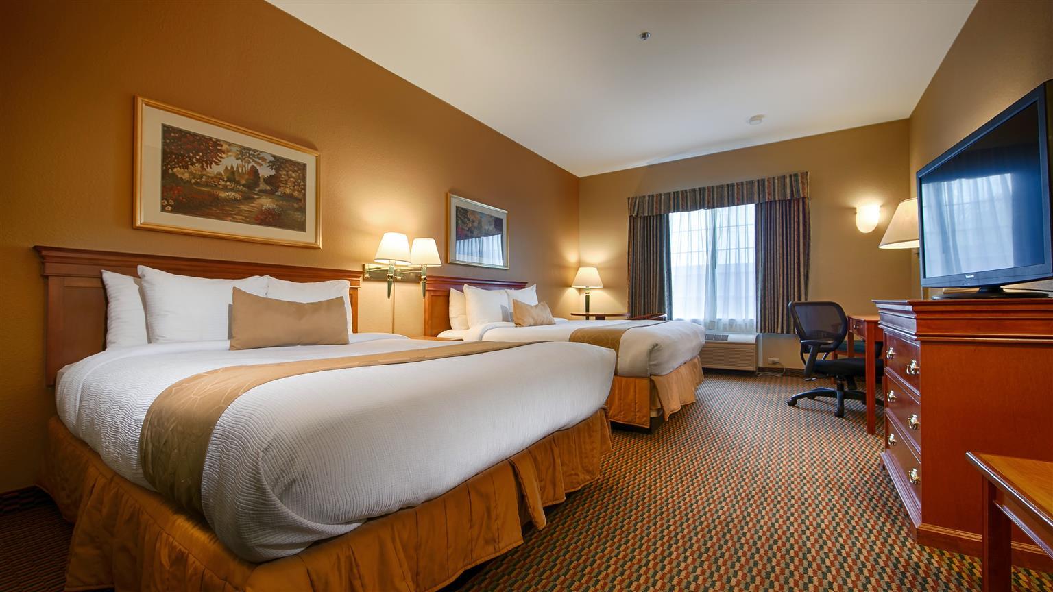 Hotel Western Airport & 3*
